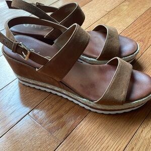 Women’s Unisa Wedge Sandals